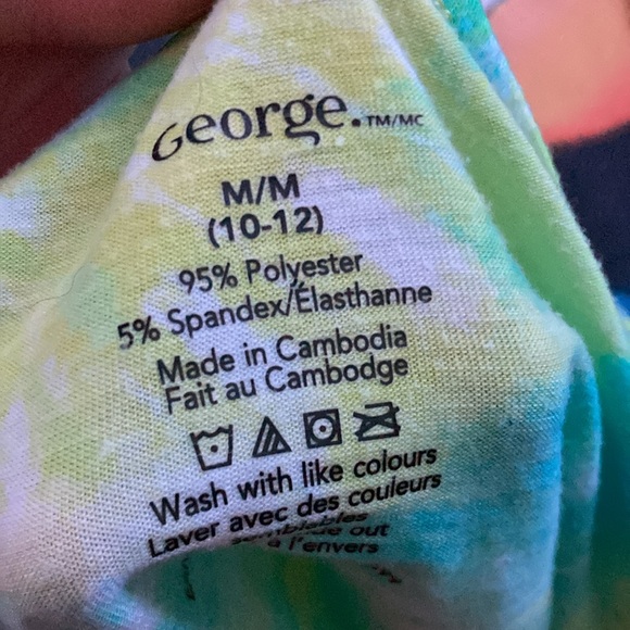 Girls dress medium - Picture 3 of 3